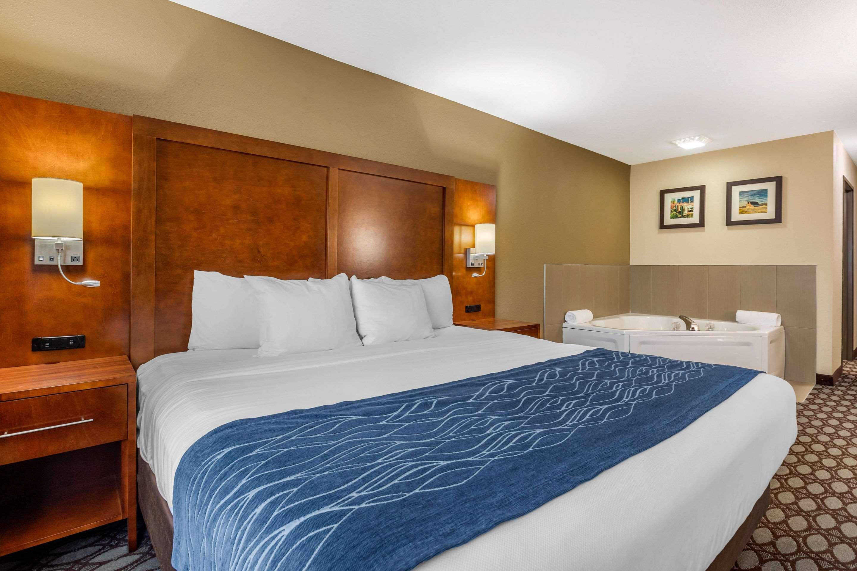 Comfort Inn Story City Exterior foto